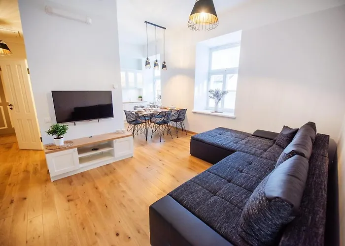 Lossi 32 Lux * Tartu