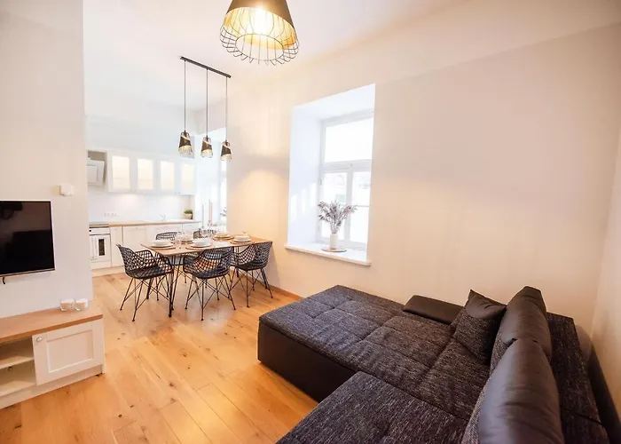 Lossi 32 Lux * טרטו